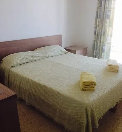 Shamrock Apartament *