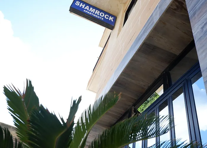 Shamrock Апартаменты *